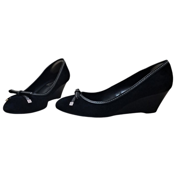 Lauren Ralph Lauren Bernee Black Suede Wedge – Size 10B - Picture 1 of 16